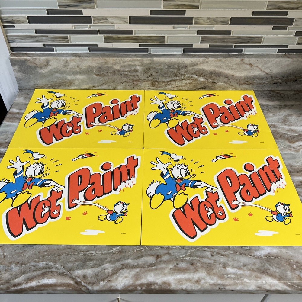 Disney Disneyland‎ Donald Duck Wet Paint Prop Sign Lot Of 4!